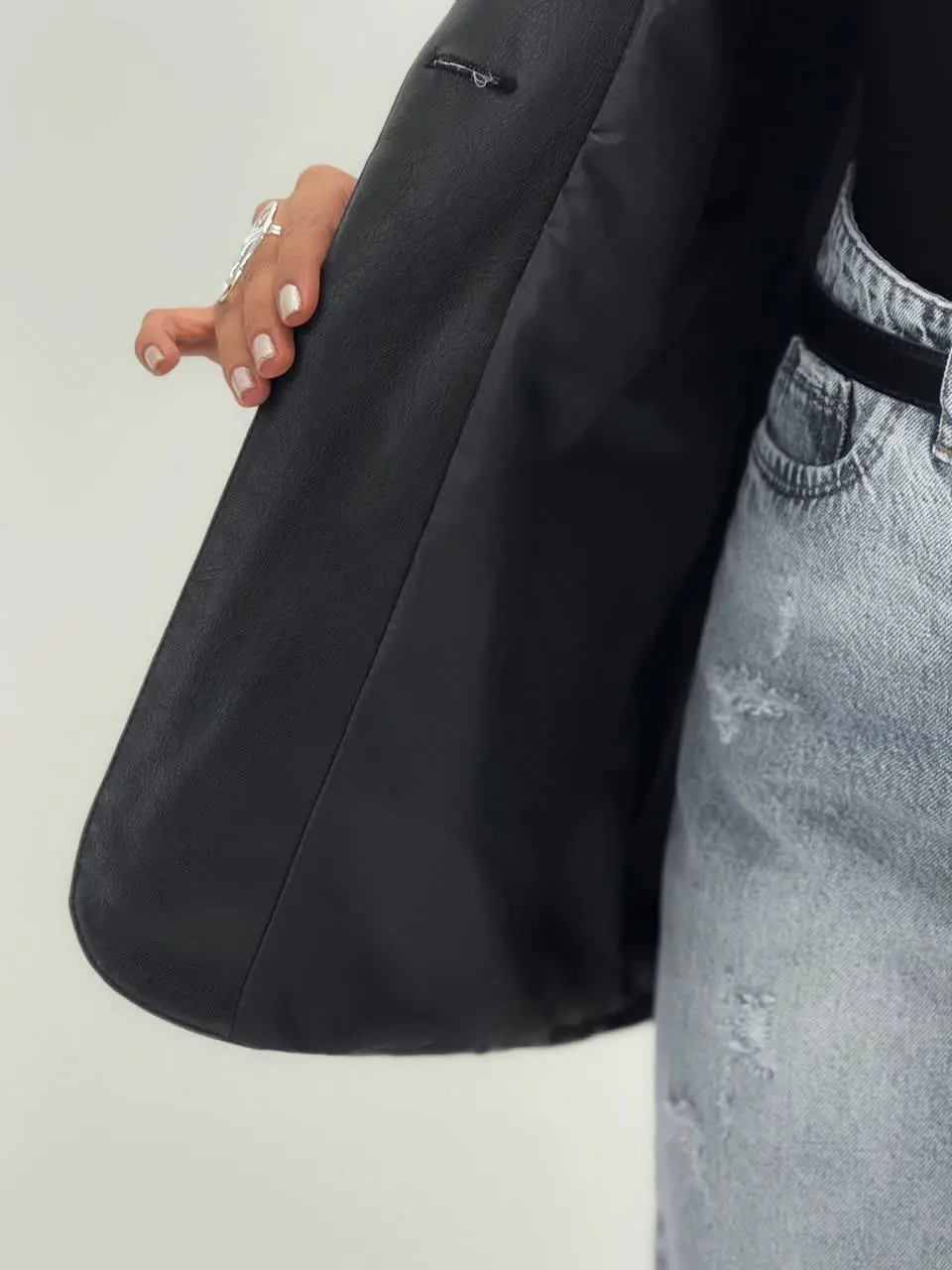 3775-کت چرم امگا